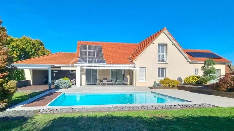 Villa - 166 m² - 6 pièces