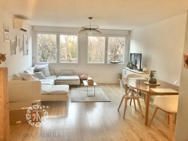 Appartement - 93 m² - 3 pièces