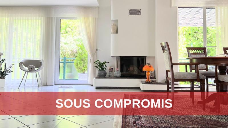 Triplex - 195 m² - 6 pièces
