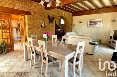 Maison de campagne - 200 m² - 8 pièces