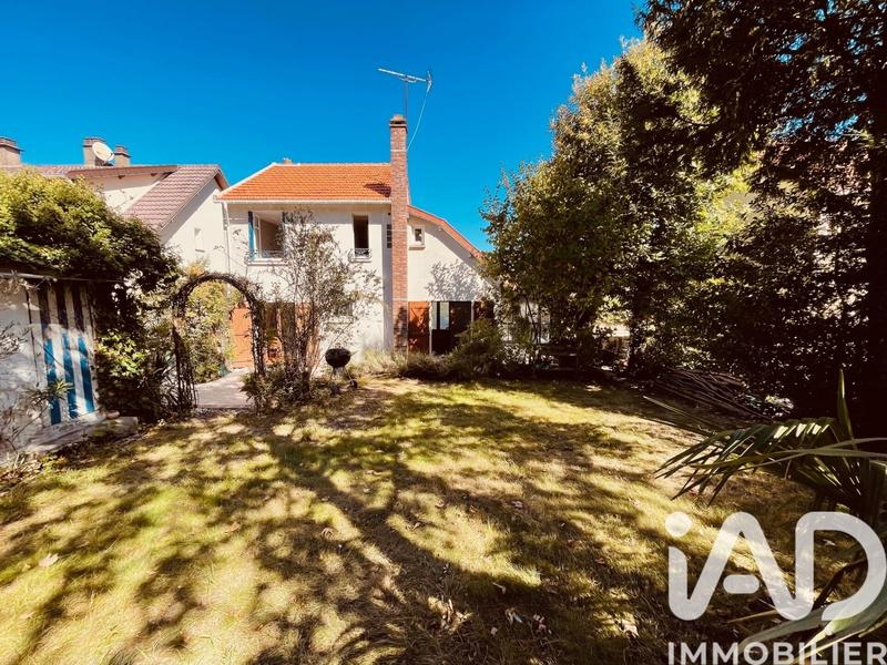 Maison - 88 m² - 5 pièces