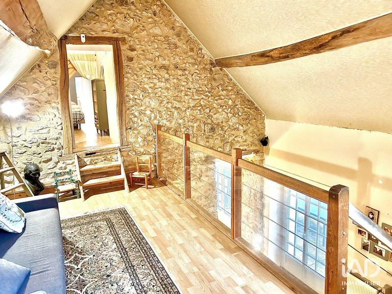 Maison - 210 m² - 7 pièces