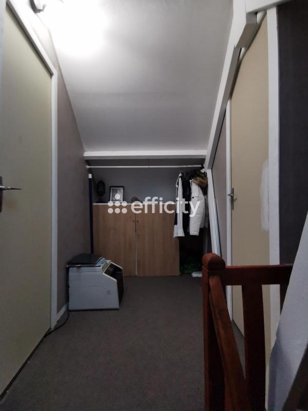 Maison de ville - 80 m² - 5 pièces