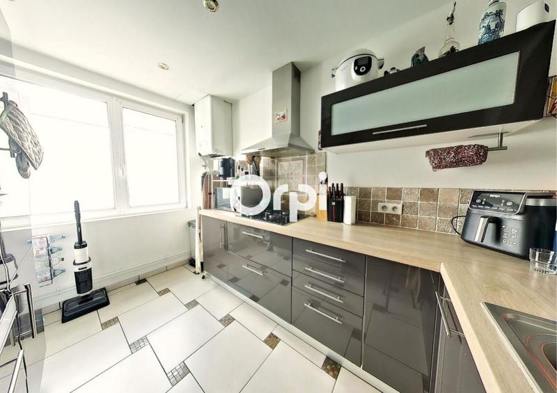 Maison - 97 m² - 3 pièces