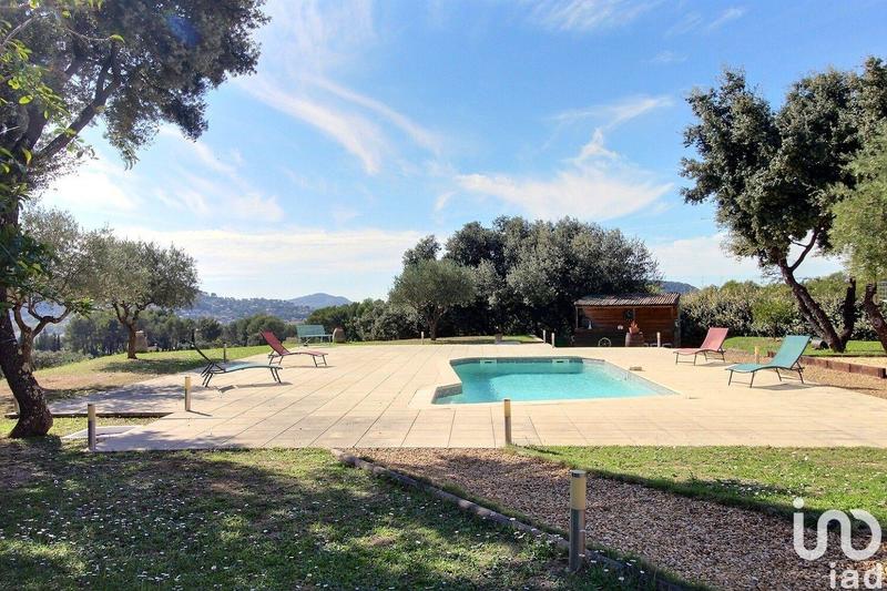 Maison - 130 m² - 4 pièces