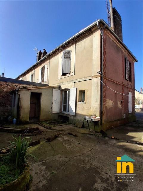 Maison de ville - 55 m² - 6 pièces