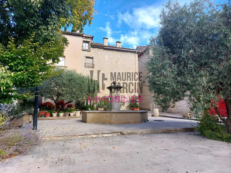 Appartement - 85 m² - 3 pièces