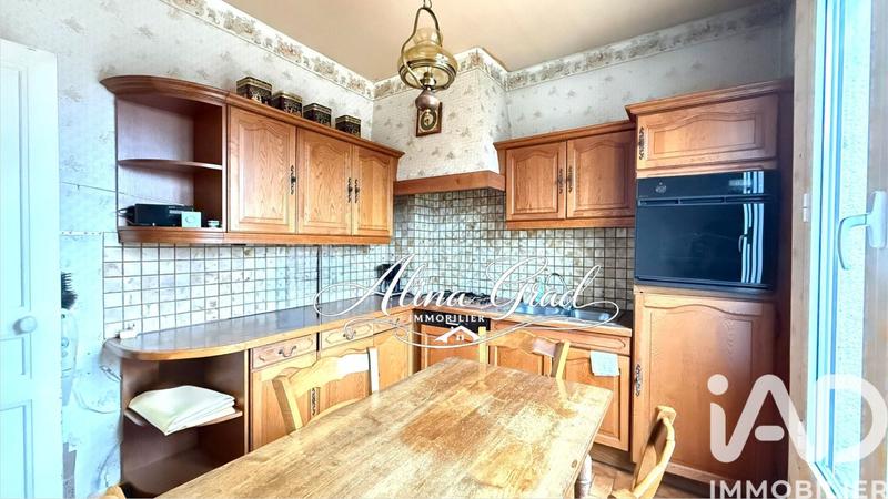 Maison - 100 m² - 5 pièces