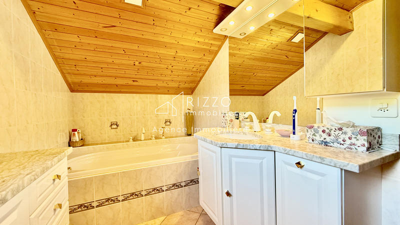 Maison - 154 m² - 5 pièces