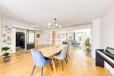 Maison - 157 m² - 1 pièce