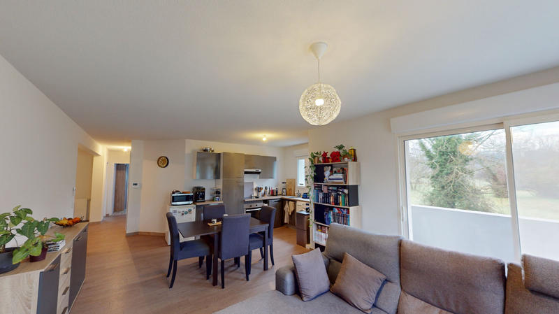 Appartement - 82 m² - 4 pièces