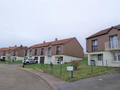 Maison - 98 m² - 4 pièces