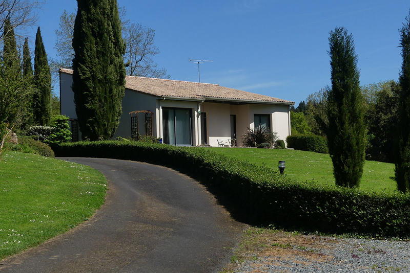 Maison - 138 m² - 5 pièces