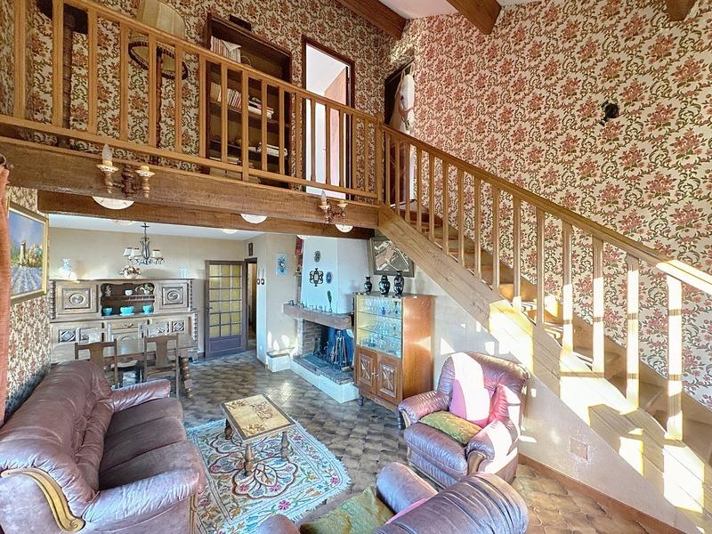 Maison - 105 m² - 7 pièces