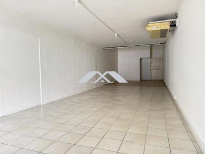 Local commercial - 66 m²