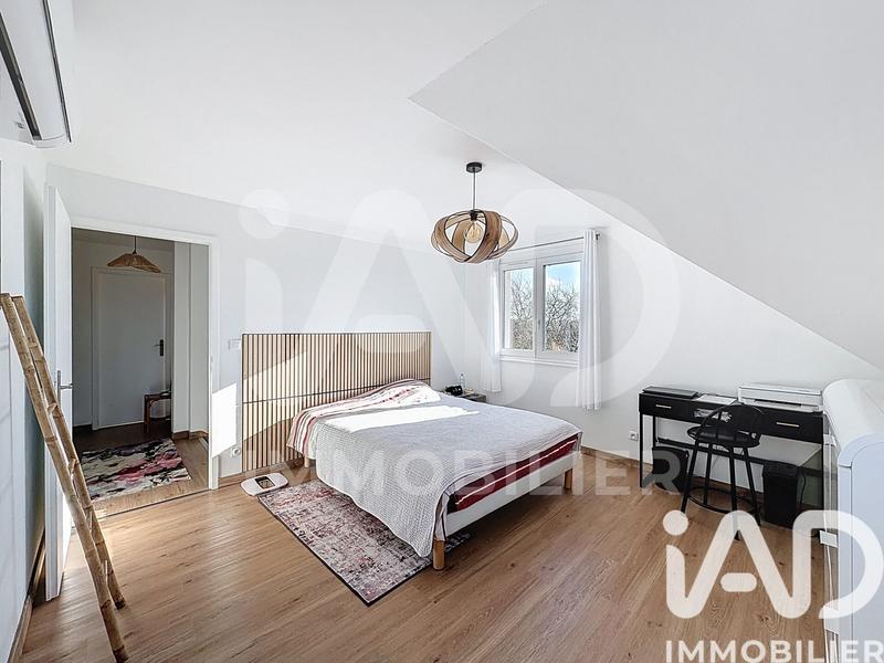 Maison - 128 m² - 5 pièces