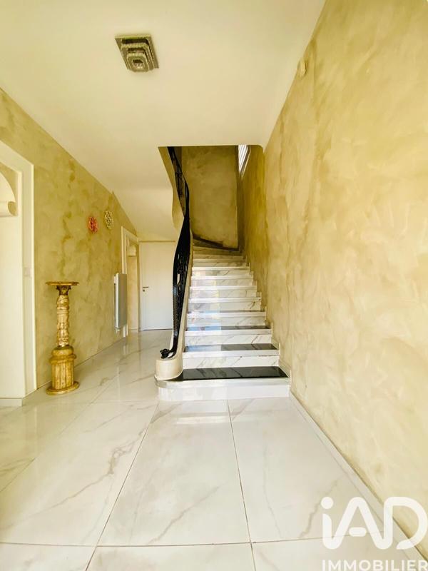 Maison - 150 m² - 7 pièces