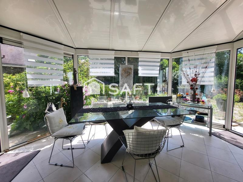 Maison - 181 m² - 6 pièces