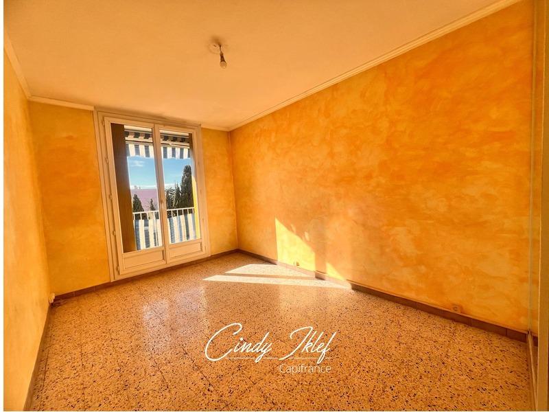 Appartement - 72 m² - 4 pièces