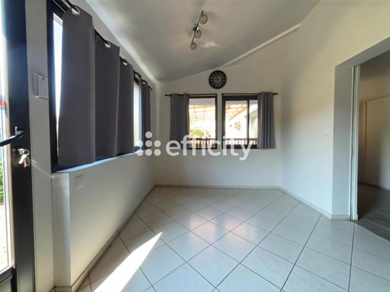 Maison - 192 m² - 5 pièces