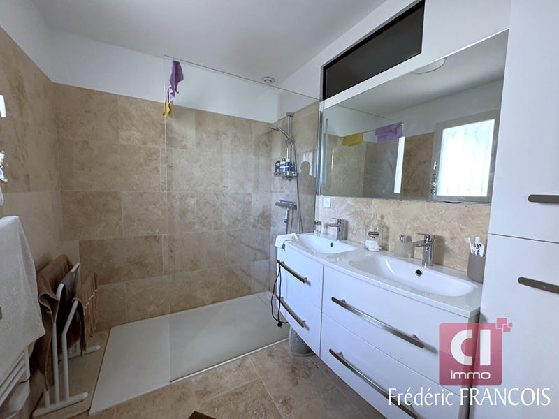 Maison - 163 m² - 5 pièces