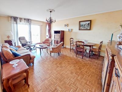 Appartement - 86 m² - 4 pièces