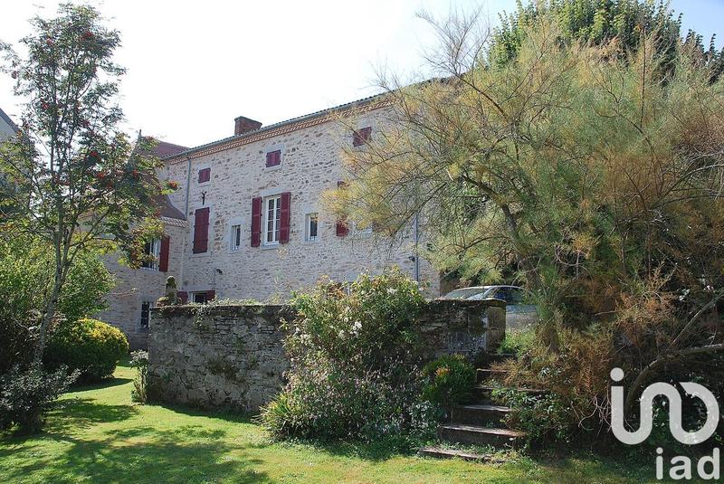 Maison de ville - 275 m² - 9 pièces