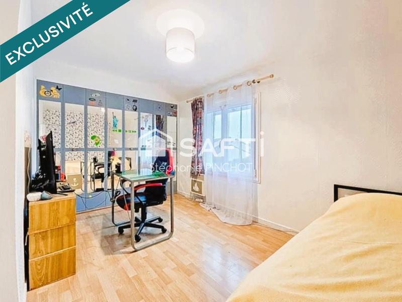 Maison - 128 m² - 7 pièces