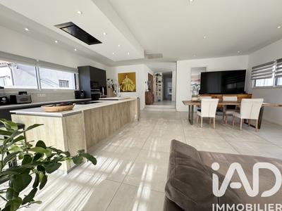 Maison - 158 m² - 5 pièces