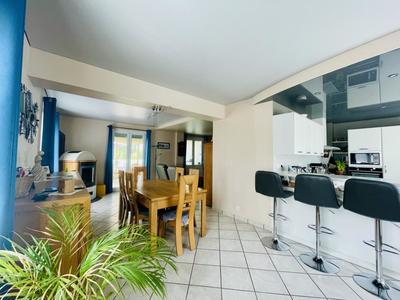 Maison - 160 m² - 6 pièces