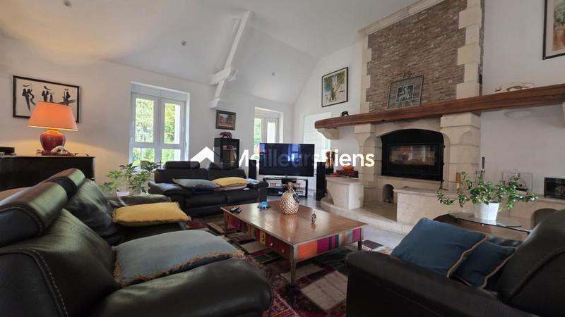 Propriété - 285 m² - 7 pièces