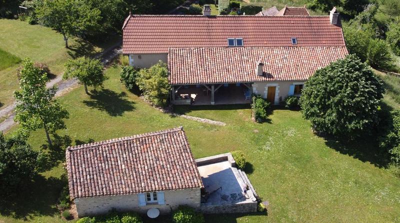 Maison - 295 m² - 7 pièces