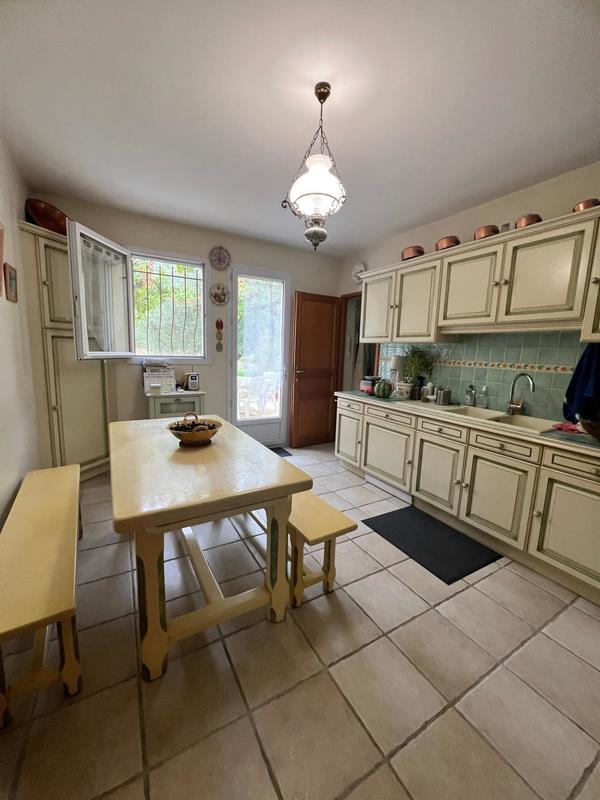 Maison - 208 m² - 7 pièces