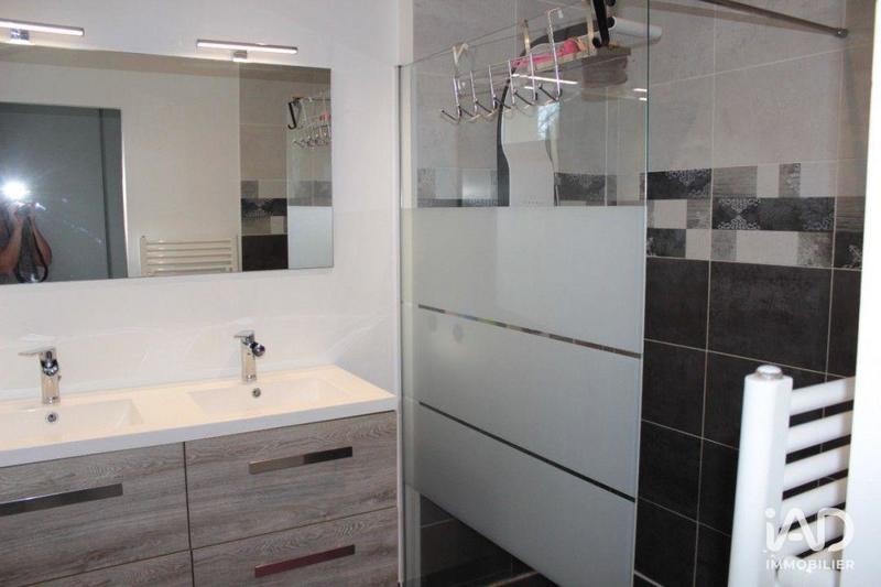 Maison - 226 m² - 8 pièces