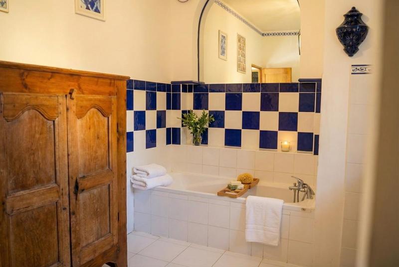 Maison - 281 m² - 10 pièces