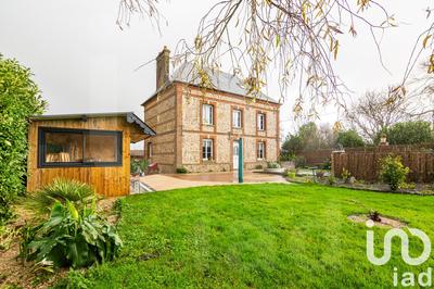 Maison - 165 m² - 9 pièces