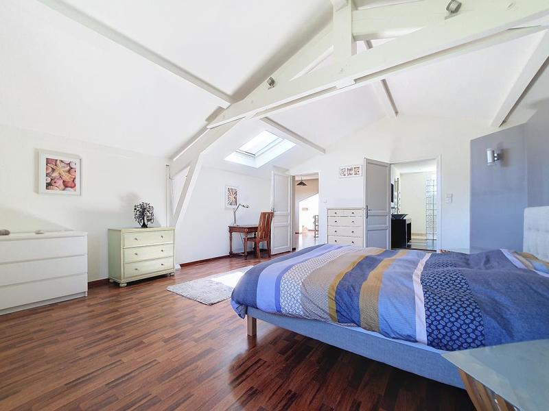 Villa - 195 m² - 4 pièces