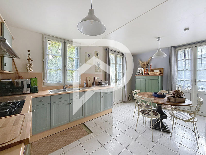 Maison - 107 m² - 5 pièces