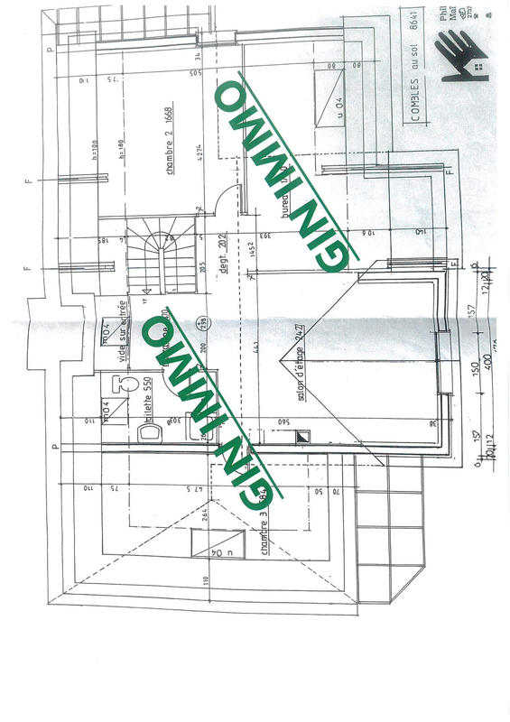 Maison - 195 m² - 7 pièces
