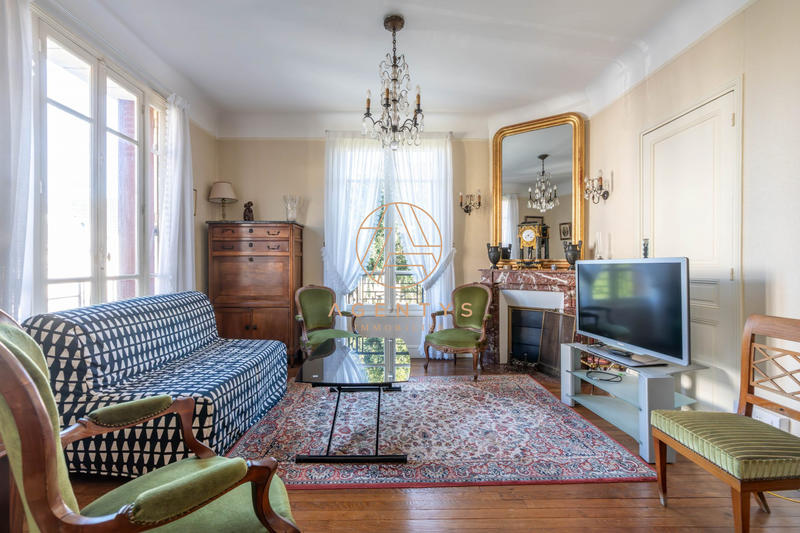 Maison - 162 m² - 7 pièces