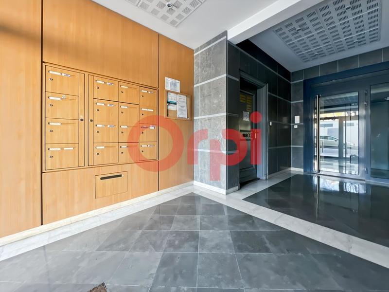 Appartement - 89 m² - 3 pièces