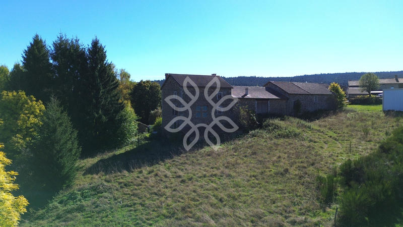 Maison - 146 m² - 7 pièces