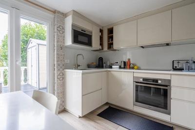 Maison - 196 m² - 8 pièces