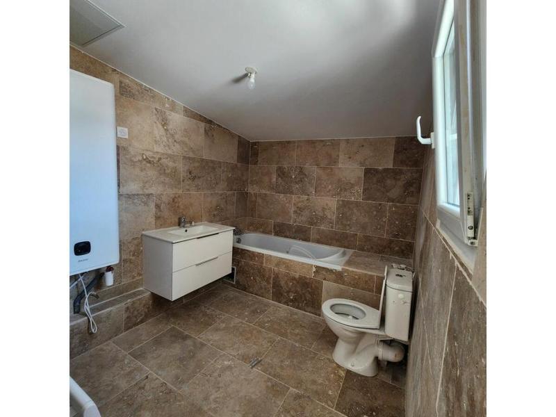 Appartement - 80 m² - 3 pièces