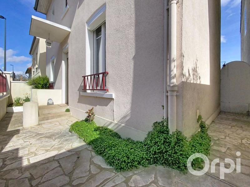 Maison - 75 m² - 3 pièces