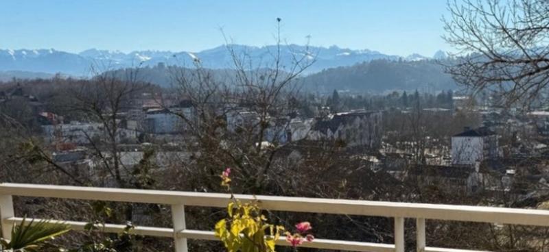 Appartement - 93 m² - 4 pièces