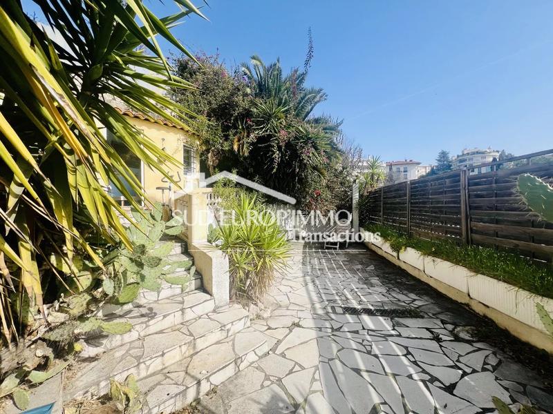 Appartement - 18 m² - 1 pièce