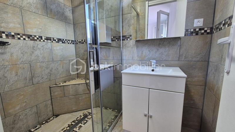 Maison - 90 m² - 3 pièces