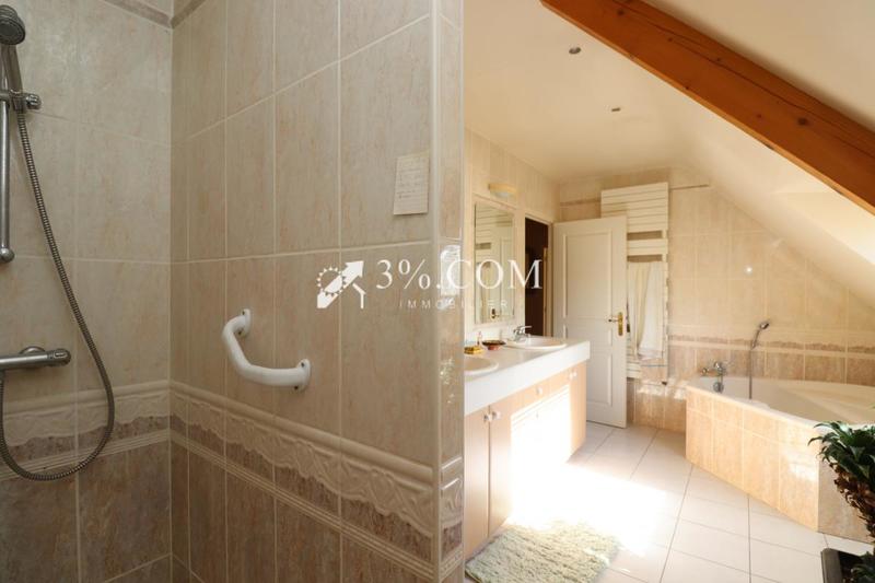 Maison - 174 m² - 6 pièces