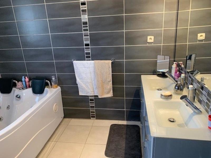 Maison - 143 m² - 6 pièces